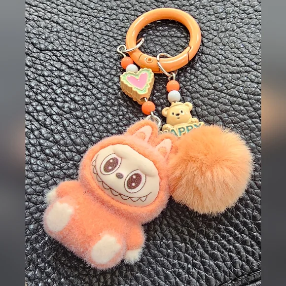 Adorable Furry Orange Phone Purse Charm Keychain NWOT - Picture 4 of 5